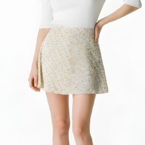 Hollister Ultra‎ High Waist Yellow Daisy Floral Lined Mini Skirt w Slit